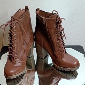 Brown Lace-Up Ankle Boots Size 11